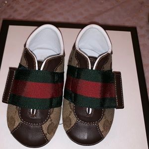 Gucci baby shoes
